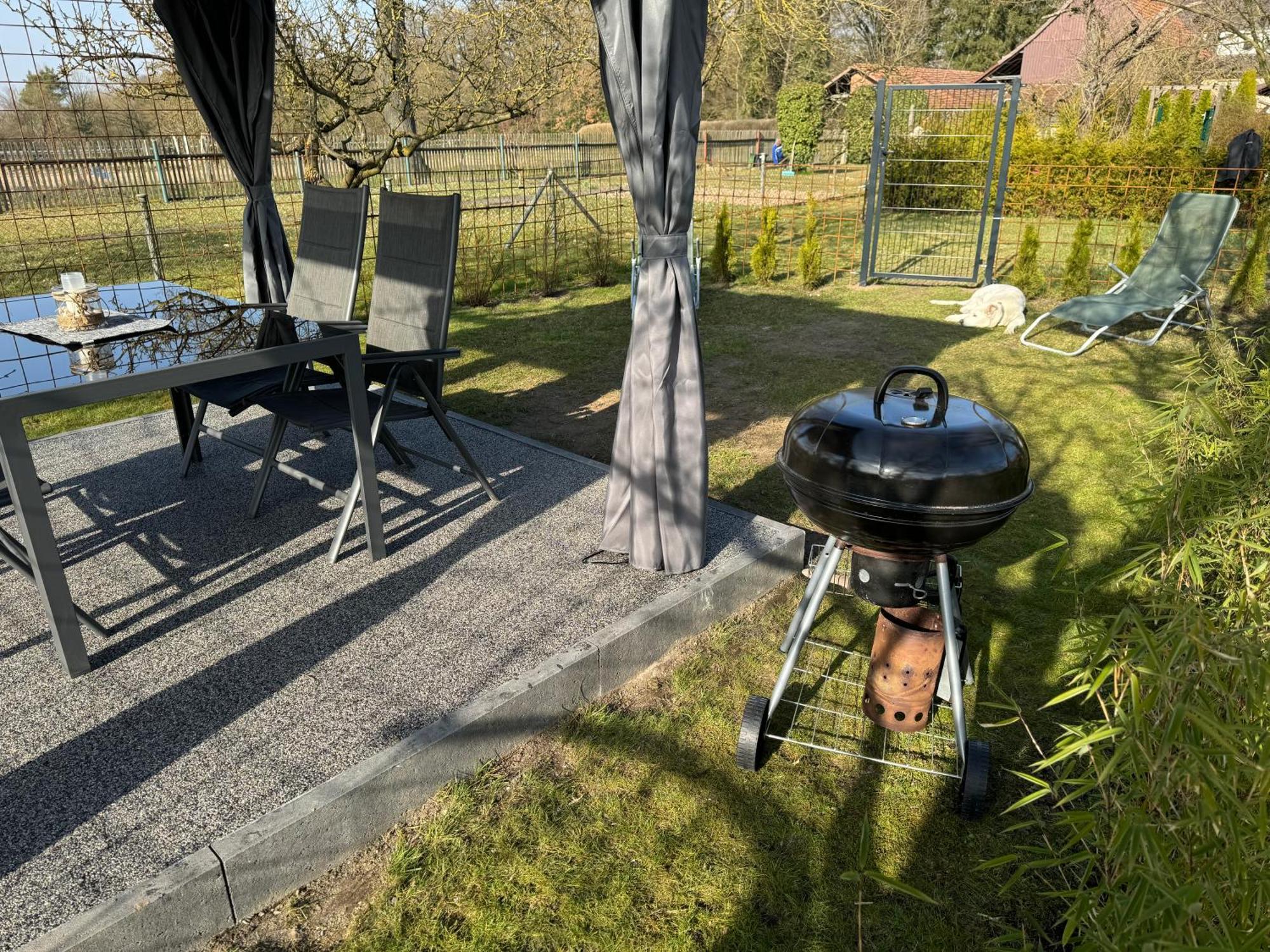 Ferienwohnung Am See Dillich - Eigener Garten - Ruhige Lage - Natur Vor Der Haustuer Borken  Exterior photo